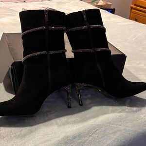 Elegant Black Heeled Boots with Rhinestone Detailing